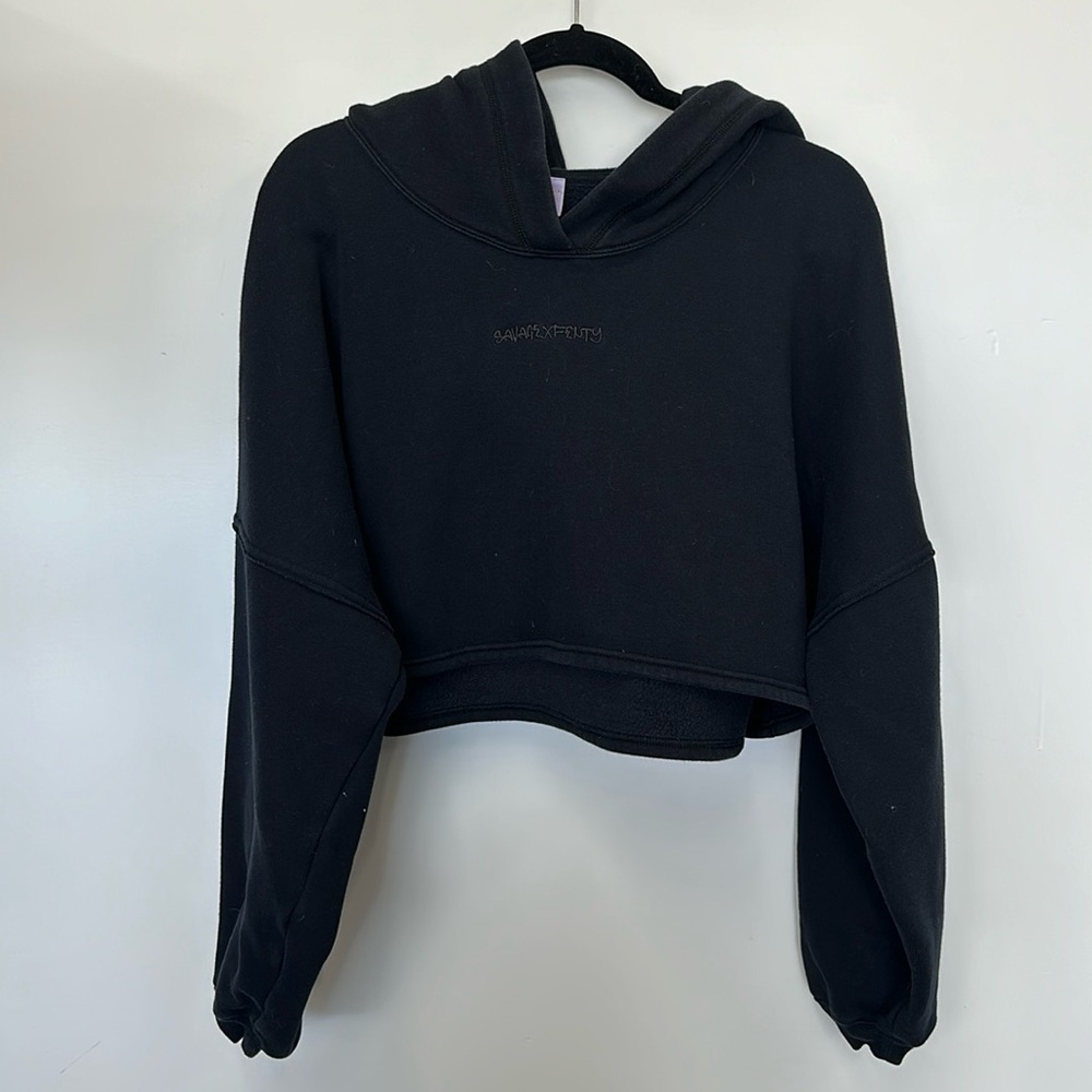 Savage x Fenty black cropped sweatshirt 18-20 2x